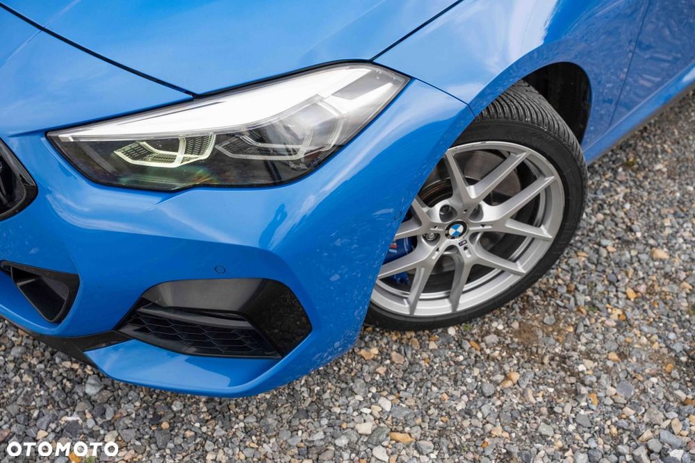 BMW Seria 2 220d M Sport - 11