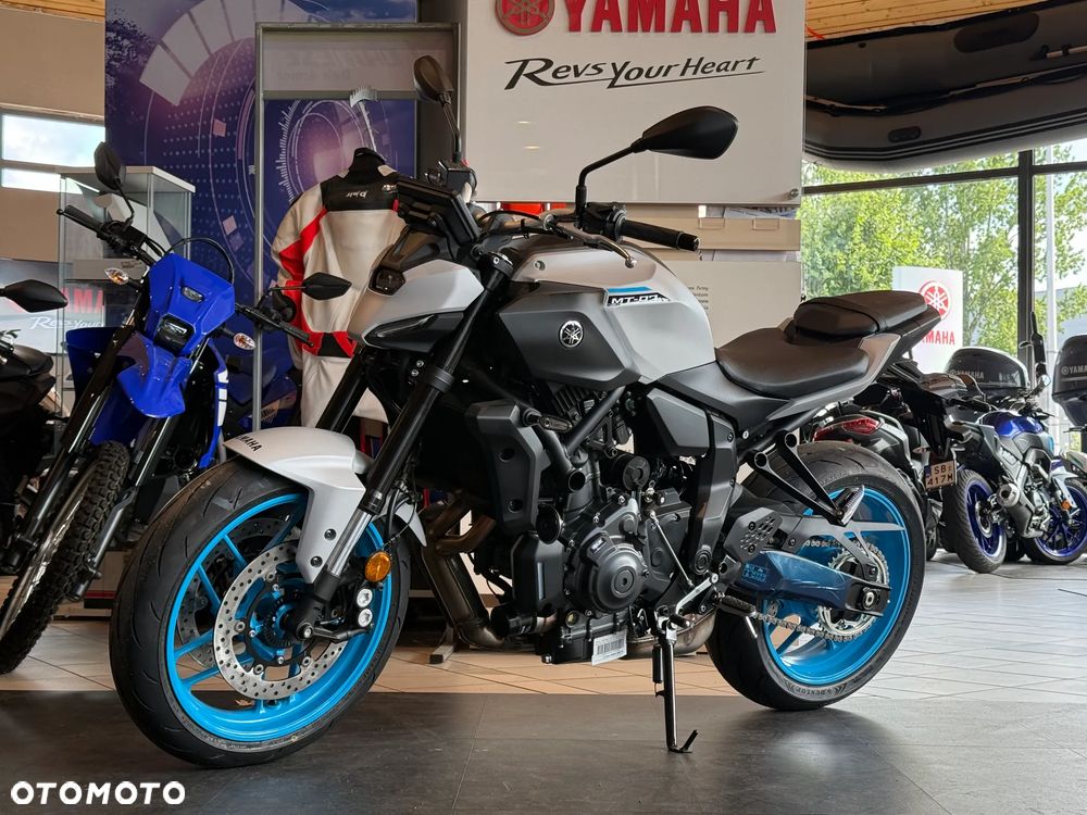 Yamaha MT - 2