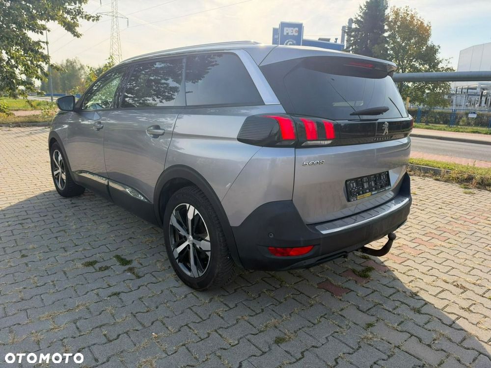 Peugeot 5008 - 7