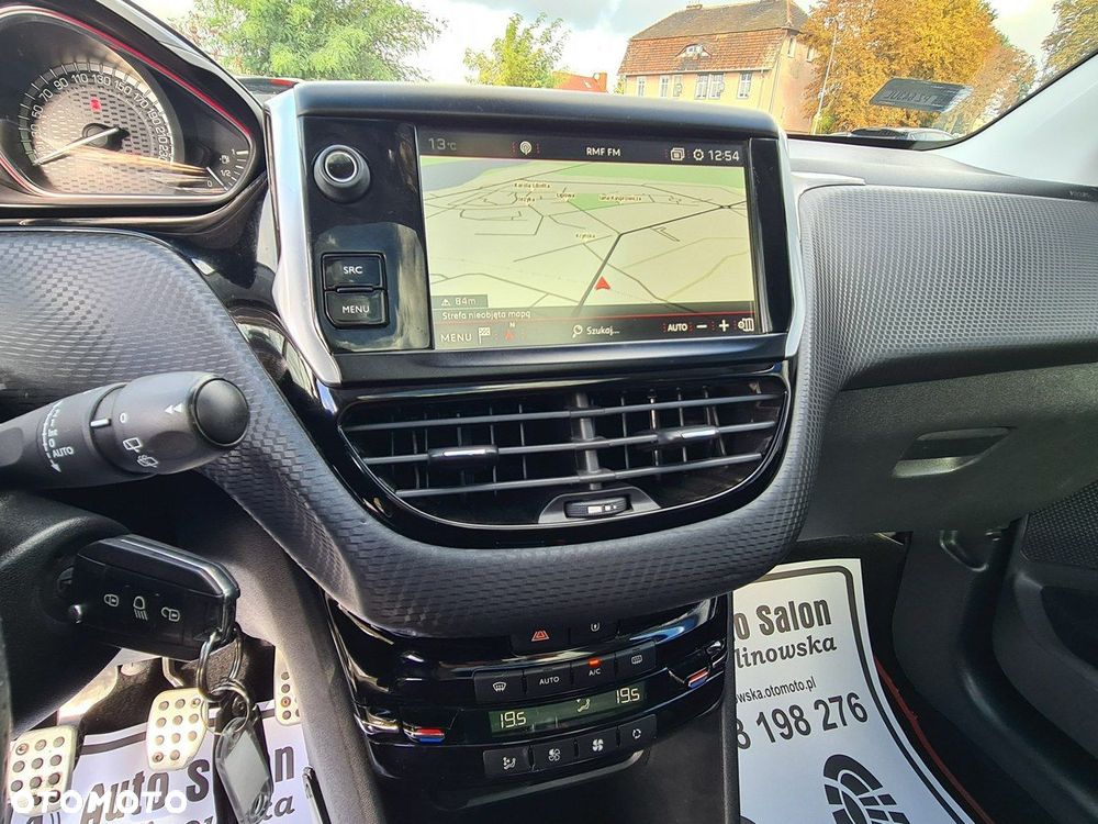 Peugeot 2008 PureTech 110 Stop&Start GT-Line Edition - 12