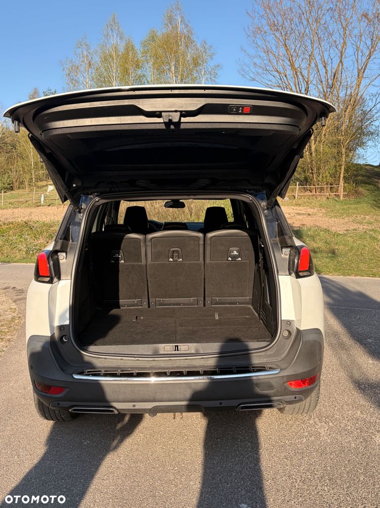 Peugeot 5008 - 8