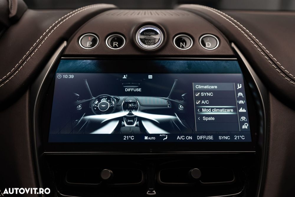 Aston Martin DBX - 20