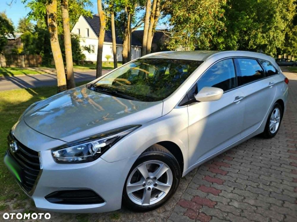 Hyundai i40 Kombi blue 1.6 Classic - 3