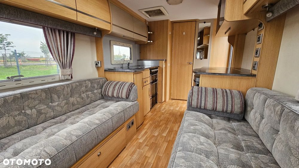 Coachman Pastiche - 7