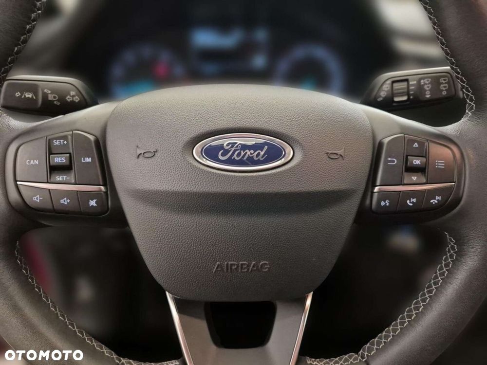Ford Fiesta - 22