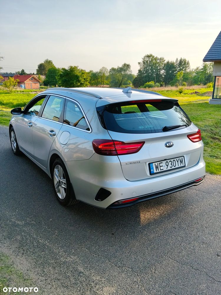 Kia Ceed 1.4 T-GDI M DCT - 11