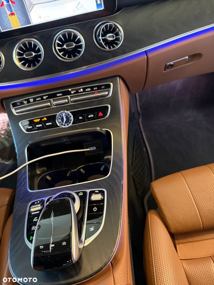 Mercedes-Benz Klasa E 400 - 18