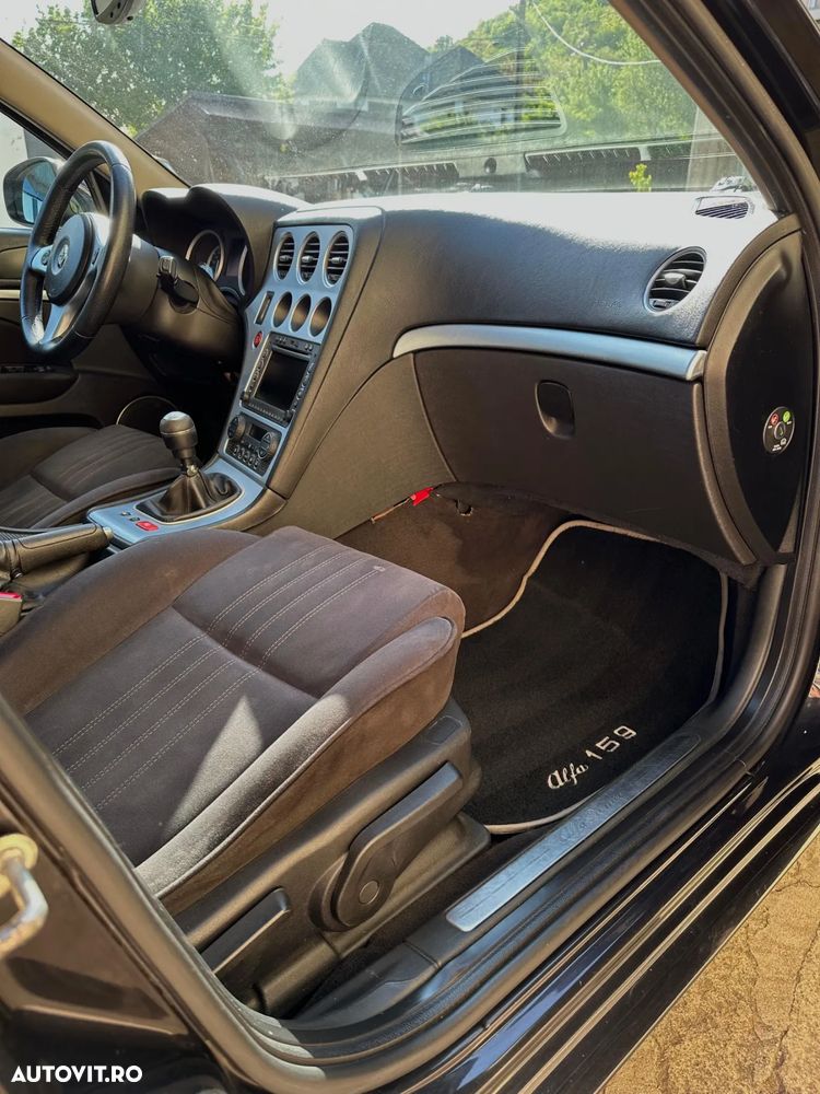 Alfa Romeo 159 - 9