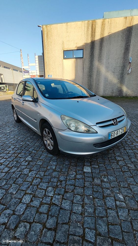 Peugeot 307 - 1
