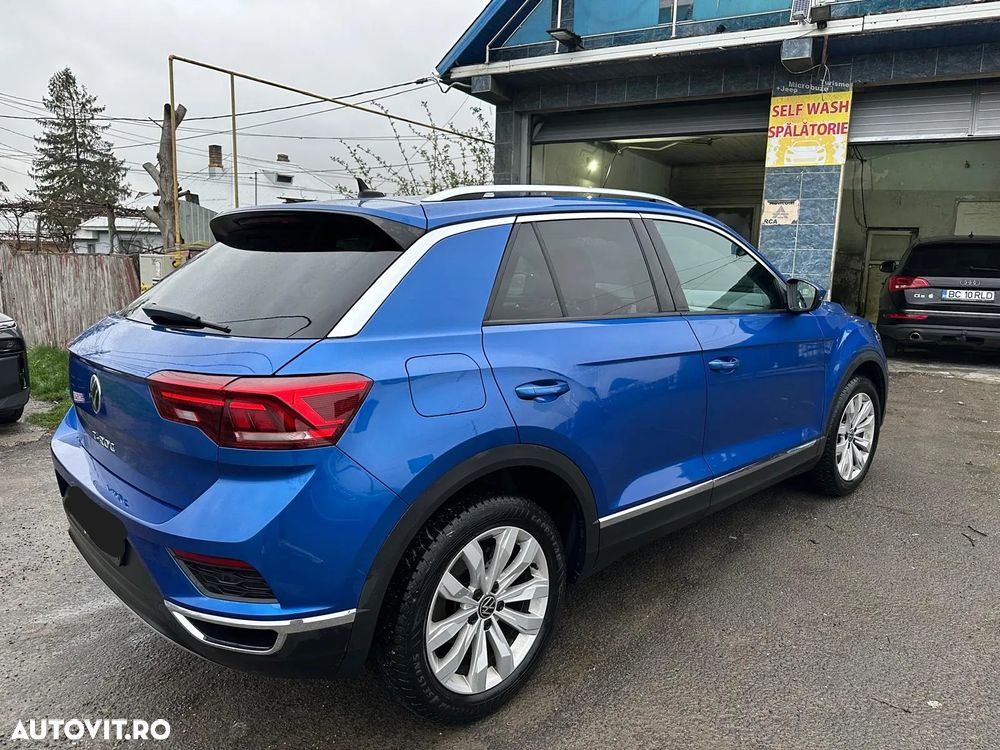 Volkswagen T-Roc - 4
