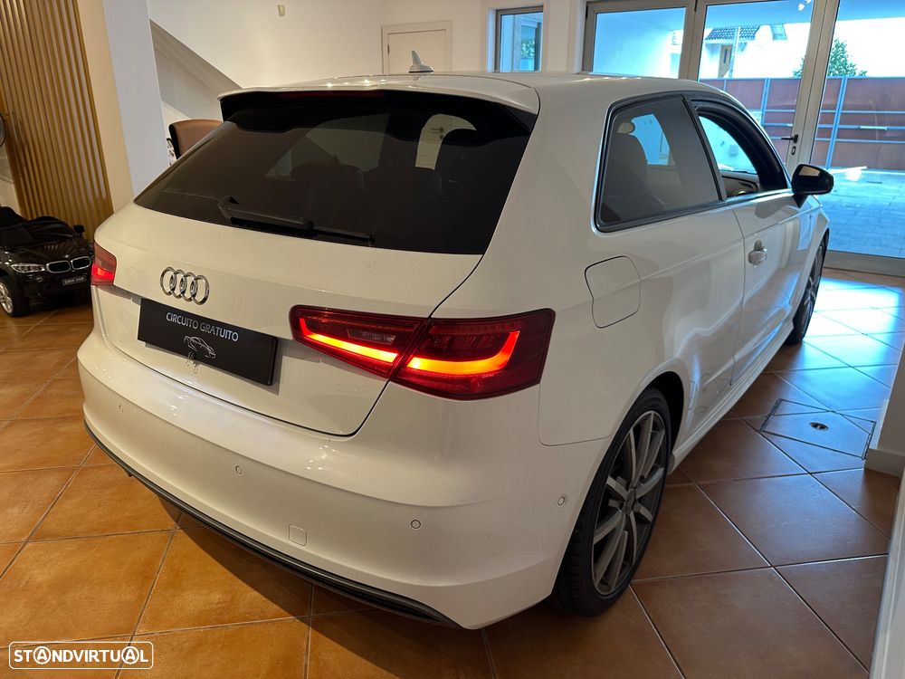 Audi A3 2.0 TDI S-line - 5