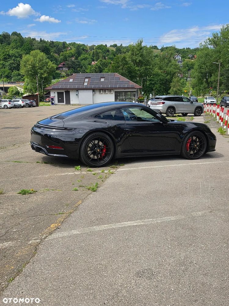 Porsche 911 Carrera T-Hybrid GTS - 4