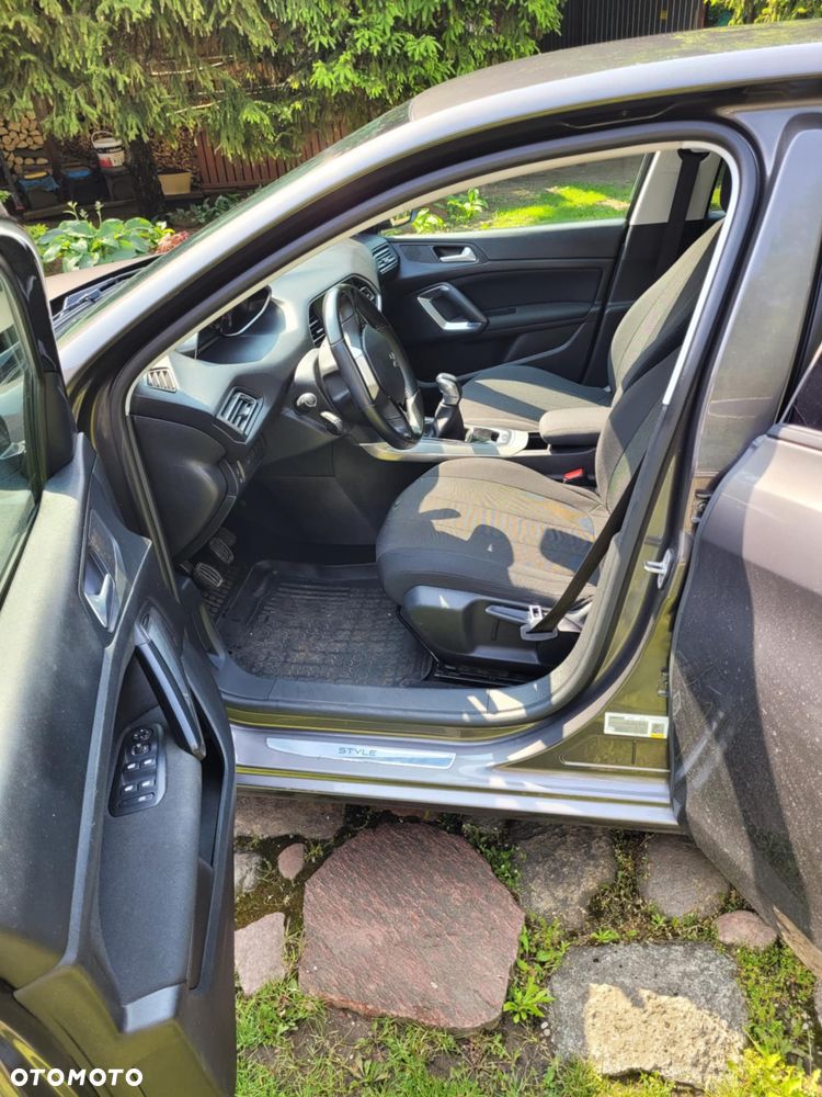 Peugeot 308 - 18