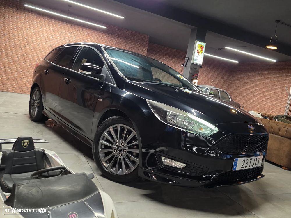 Ford Focus SW 1.5 TDCi ST-Line - 2