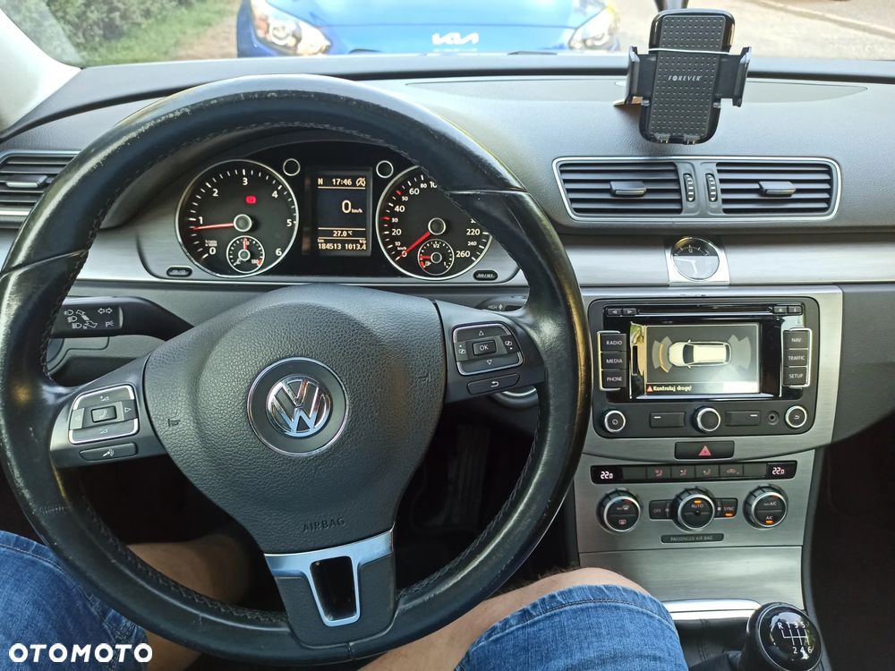 Volkswagen Passat 1.6 TDI Trendline - 3