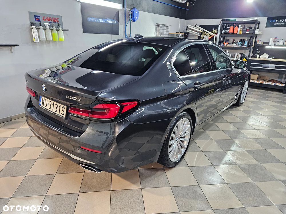 BMW Seria 5 530d xDrive mHEV Luxury Line - 1