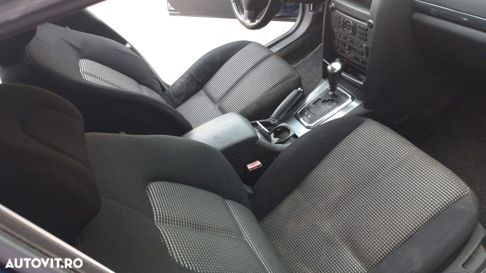 Peugeot 407 HDi 135 Automatik Premium - 29