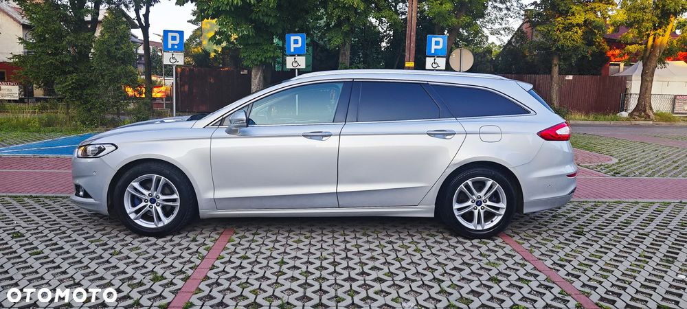 Ford Mondeo 2.0 TDCi STart-Stopp PowerShift-Aut Titanium - 4