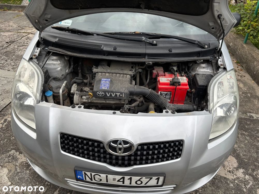 Toyota Yaris - 7