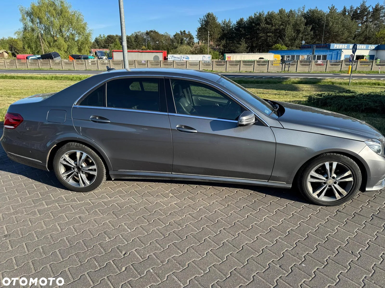 Mercedes-Benz Klasa E 200 BlueTEC 7G-TRONIC Classic - 7