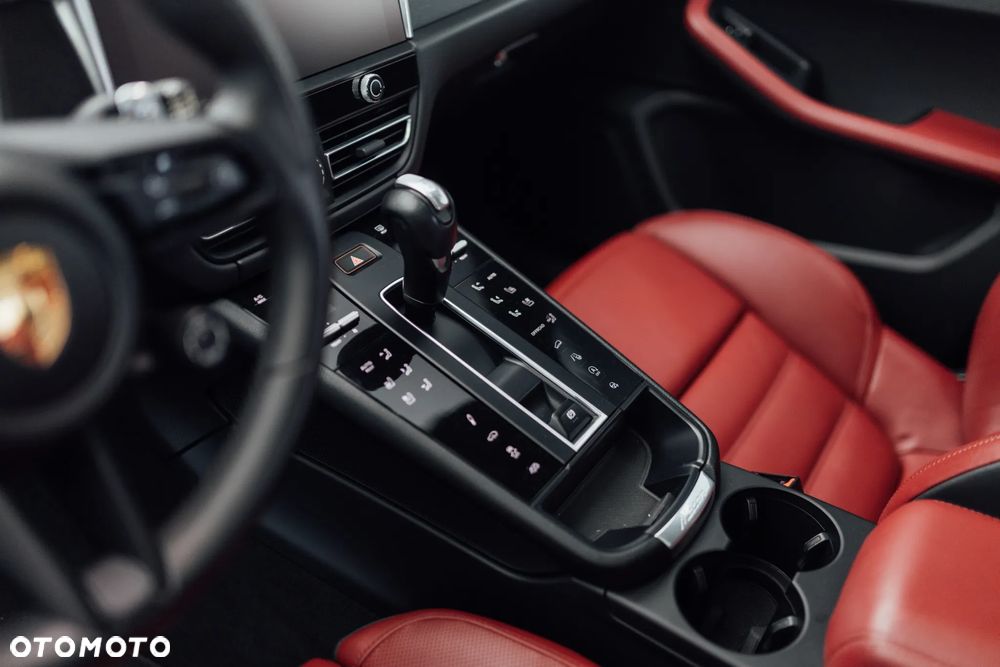 Porsche Macan GTS - 27