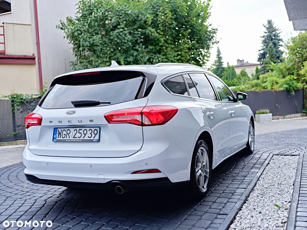 Ford Focus - 10