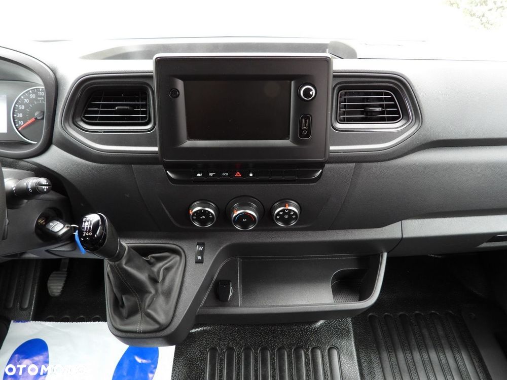 Renault MASTER WYWROTKA PODWÓJNA KABINA DOKA 6 MIEJSC TEMPOMAT NAWIGACJA LEDY KLIMATYZACJA  145KM - 32