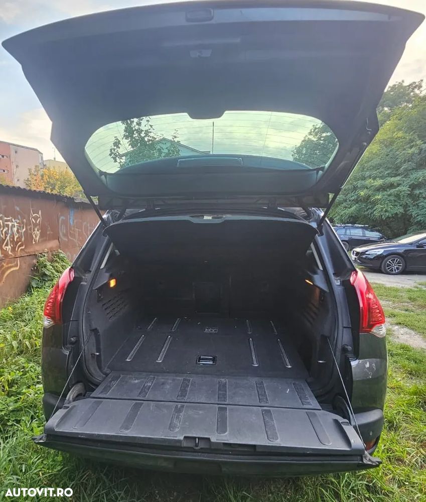 Peugeot 3008 HYbrid4 2.0 HDI FAP ETG + Electric - 7