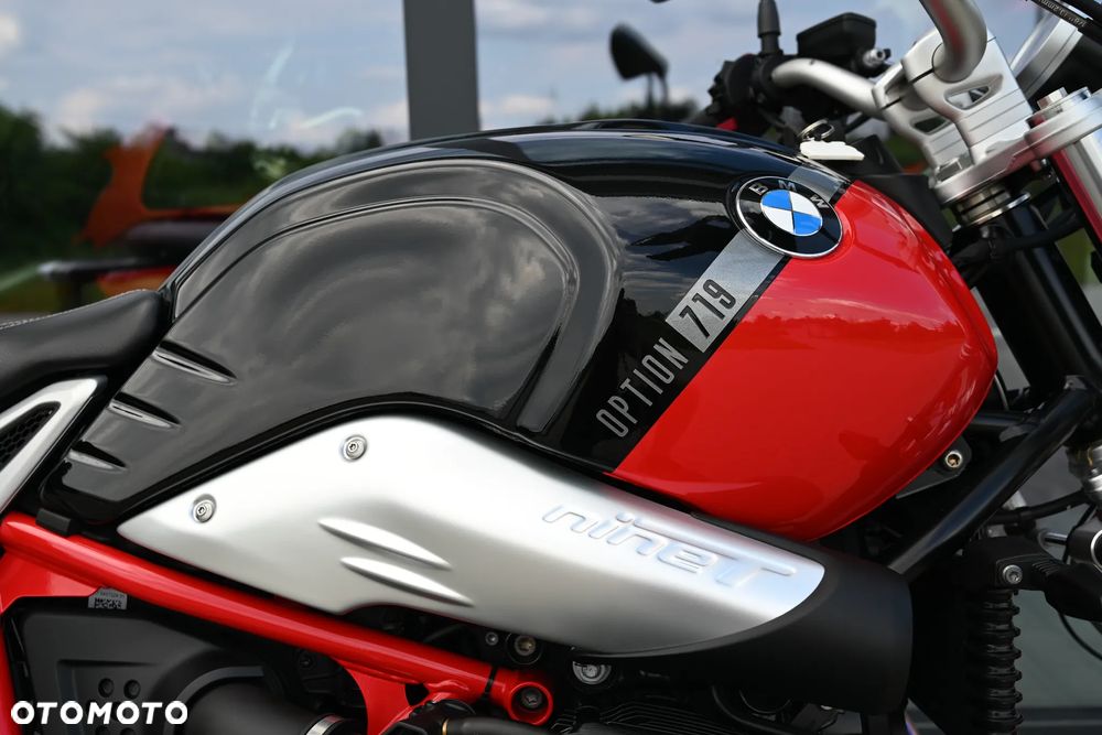BMW R - 17