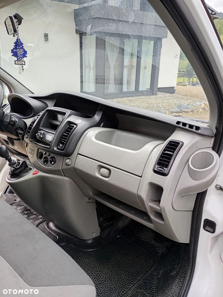 Renault Trafic - 12
