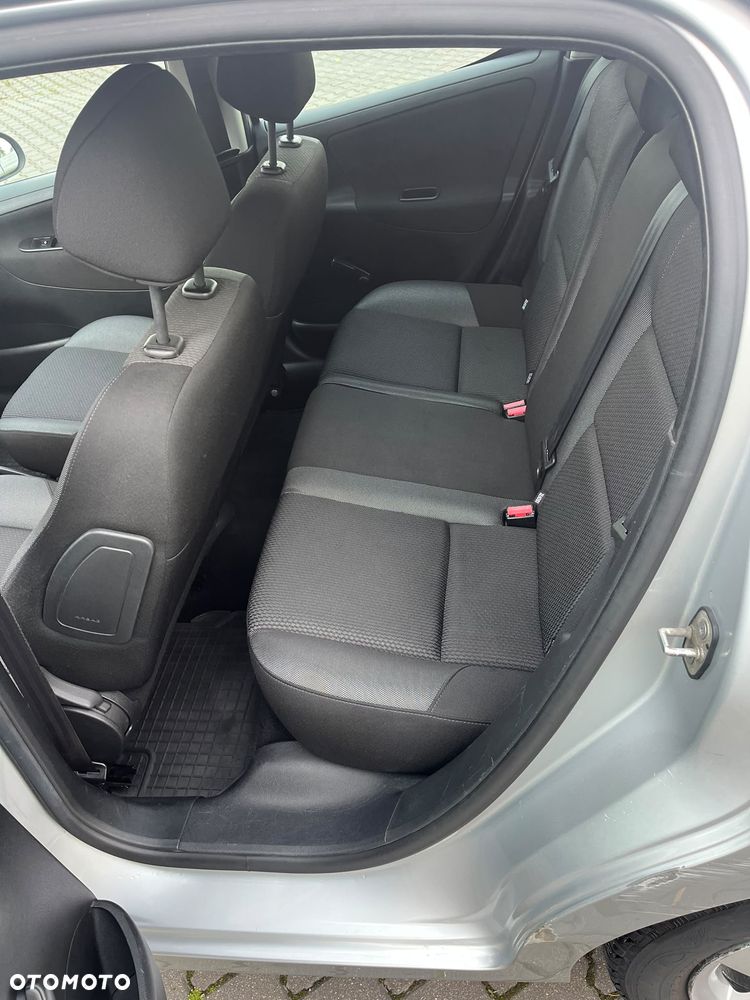 Peugeot 207 - 10