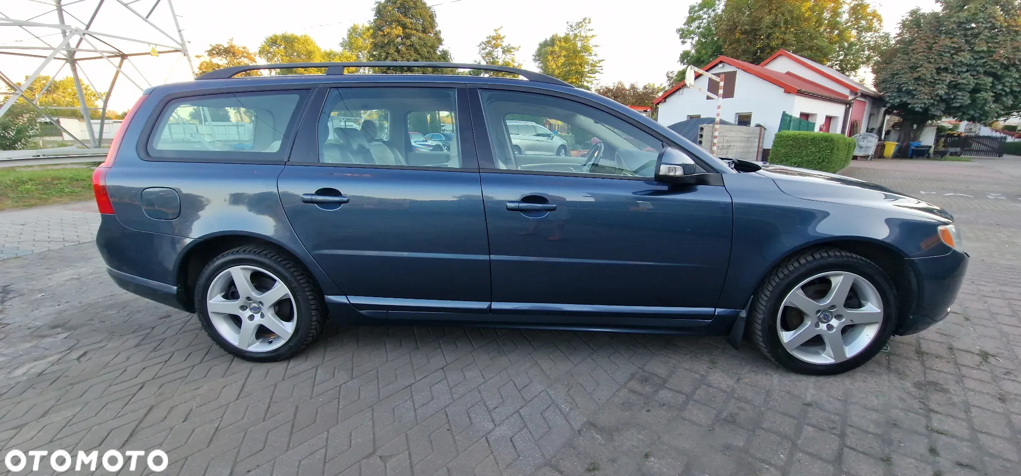 Volvo V70 2.0 Momentum - 2