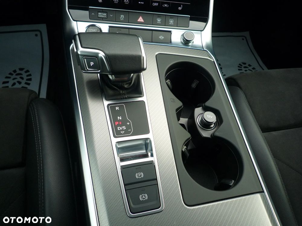 Audi A6 Avant 40 TDI S tronic - 27