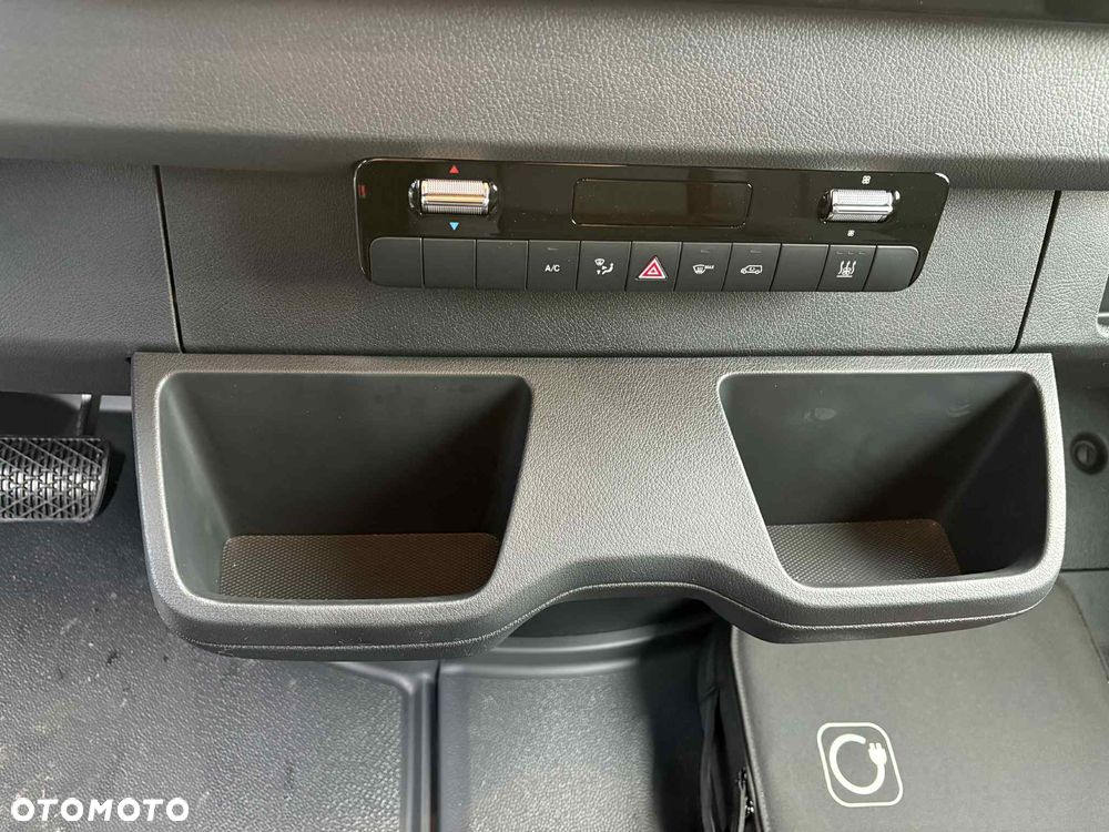 Mercedes-Benz eSprinter - 20