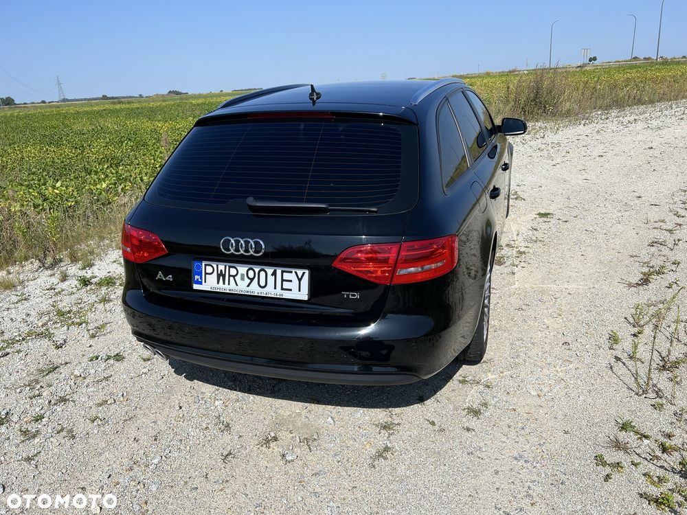 Audi A4 Avant - 4