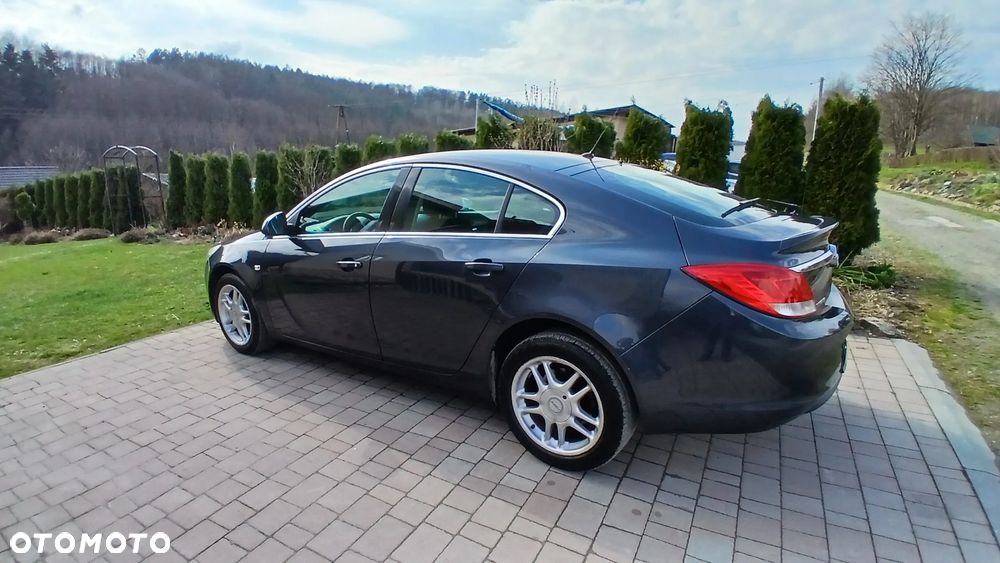 Opel Insignia 1.6 - 8