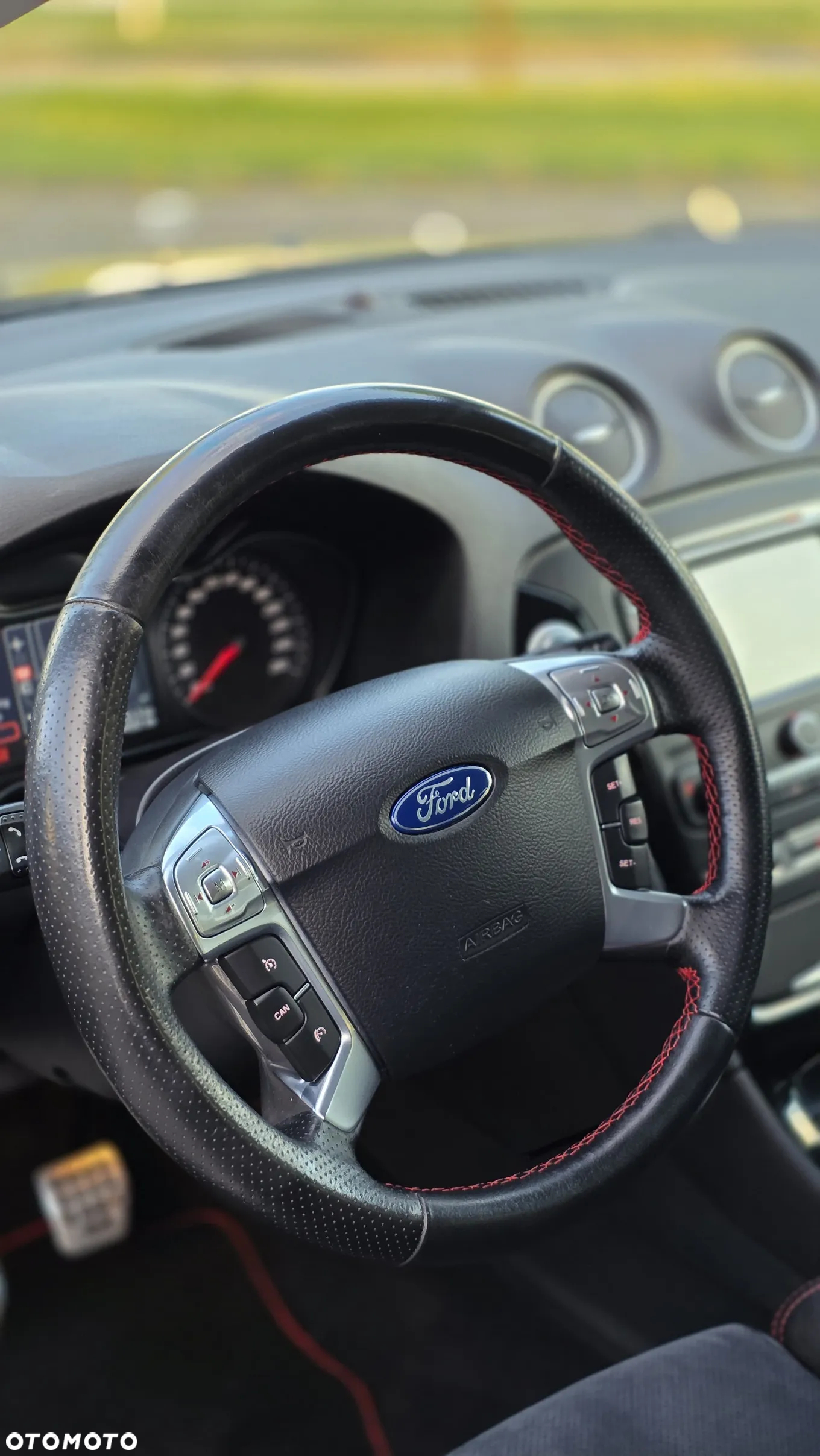Ford Mondeo - 10