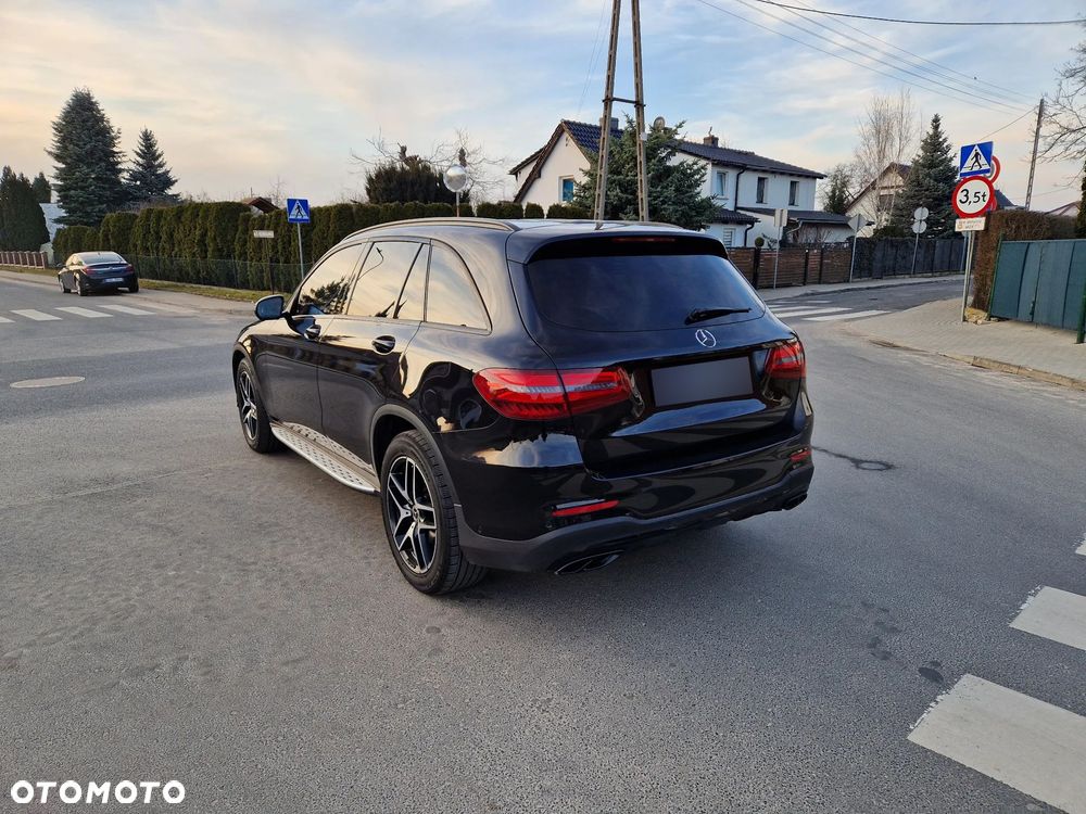 Mercedes-Benz GLC - 7