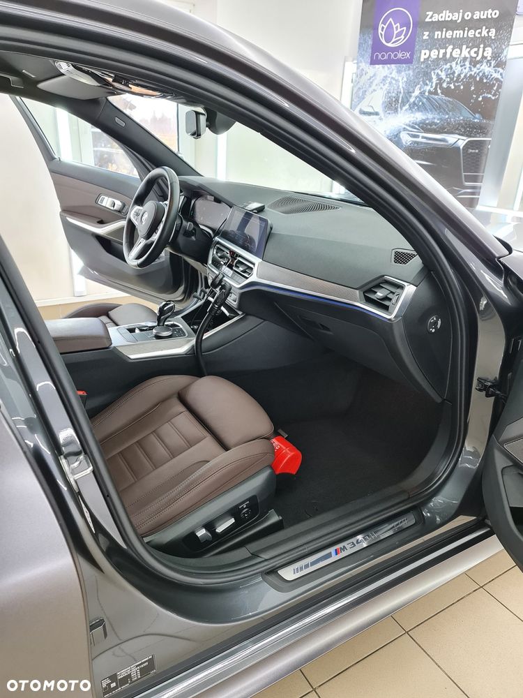 BMW Seria 3 M340i xDrive sport - 10
