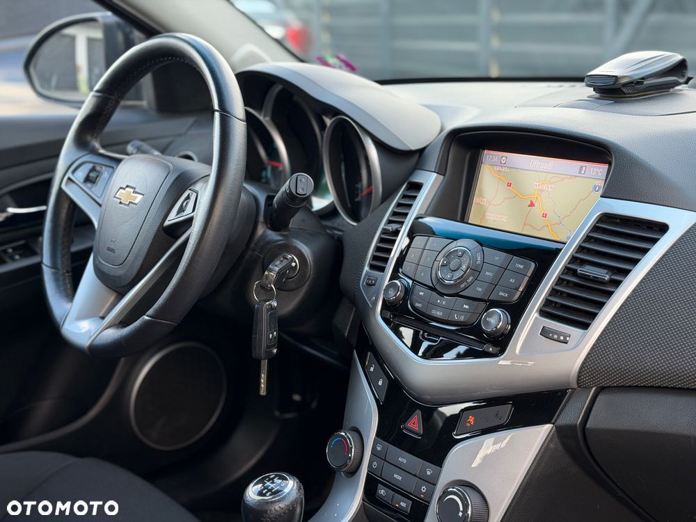 Chevrolet Cruze 1.4 T LT+ - 23