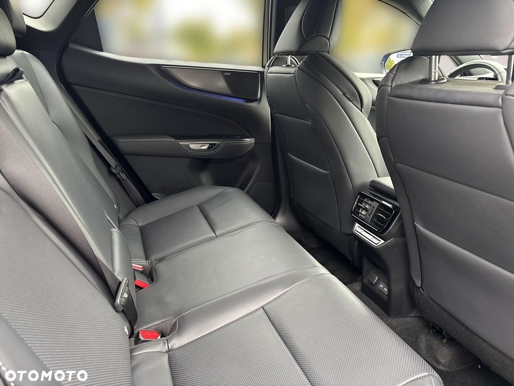 Lexus NX 350h F Sport AWD - 22