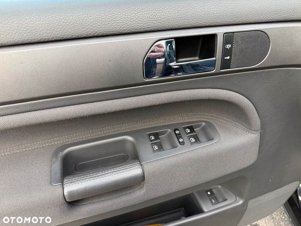 Volkswagen Touareg 3.0 V6 TDI Blue Motion DPF Automatik - 17