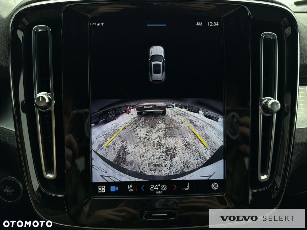 Volvo XC 40 - 22