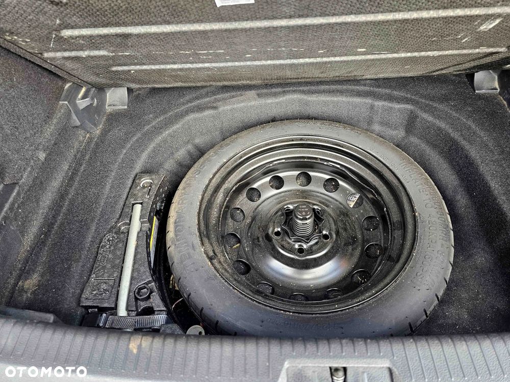 Volkswagen Golf 1.4 TSI BMT ACT Highline DSG - 29