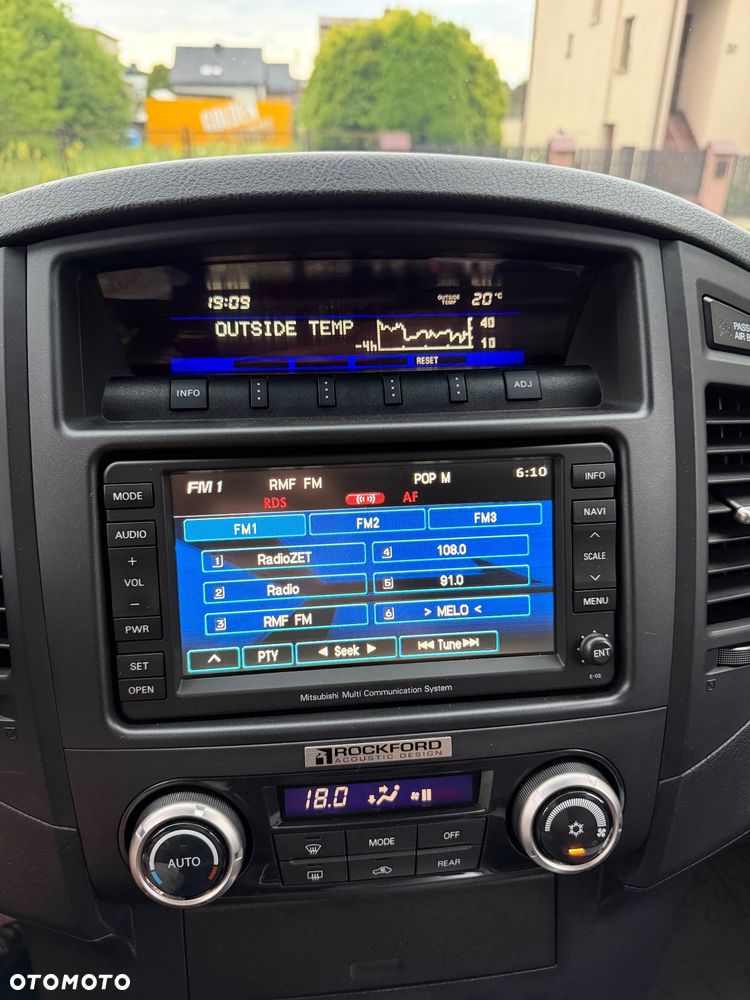 Mitsubishi Pajero 3.8 V6 Automatik Instyle - 15