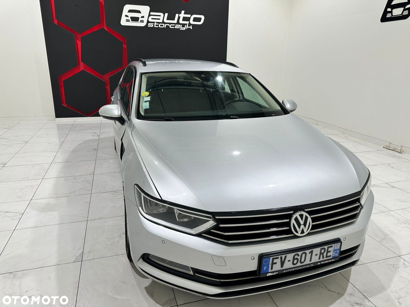 Volkswagen Passat - 24