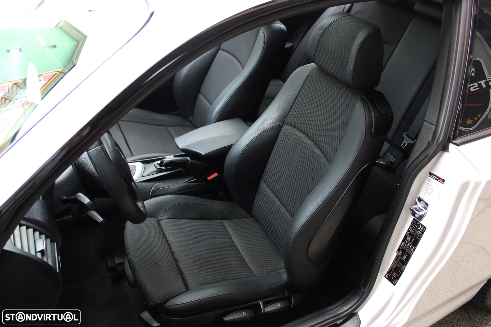 BMW 118 d Pack M - 22