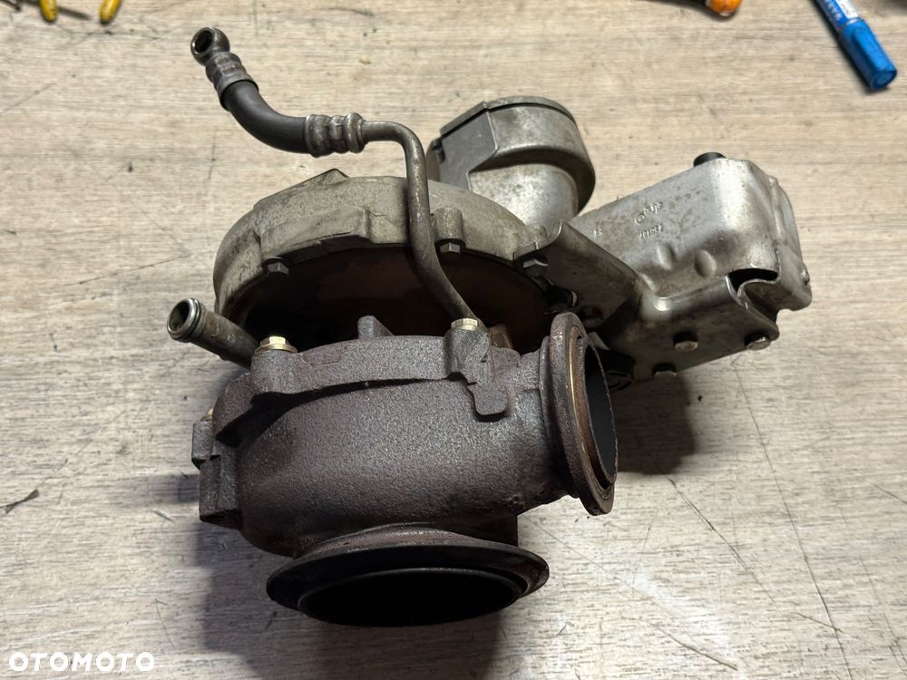 Turbo turbosprężarka X3 3.0d lift nastawnik elektryczny GT2260V - 5