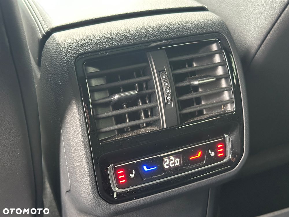 Volkswagen Arteon 2.0 TDI SCR 4Motion DSG R-Line - 18