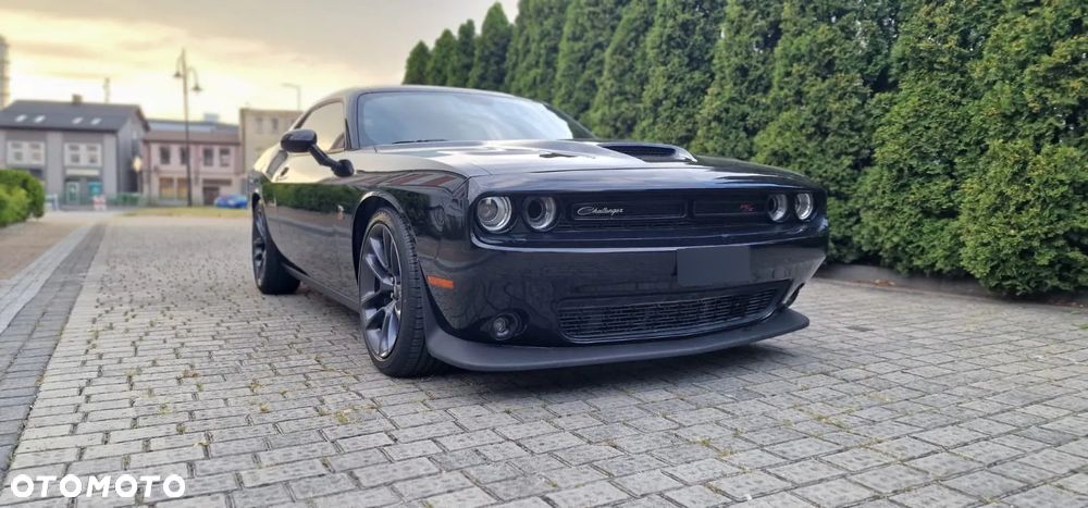 Dodge Challenger 6.4 Scat Pack - 3